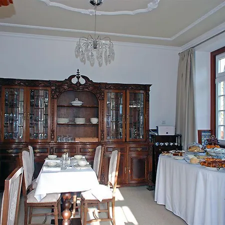 Rosas Πανσιόν 4*