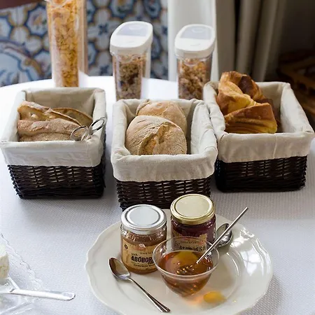 Rosas Konukevi Sintra